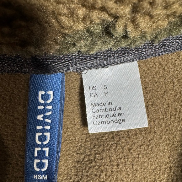 H&M Divided Men’s Sherpa Teddy Green Camo Zip-up fleece lined Jacket Size S EUC - Picture 10 of 13